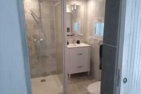 Вилла Tres Confortable Studio Maison Au Pied Dufaron Тулон Экстерьер фото